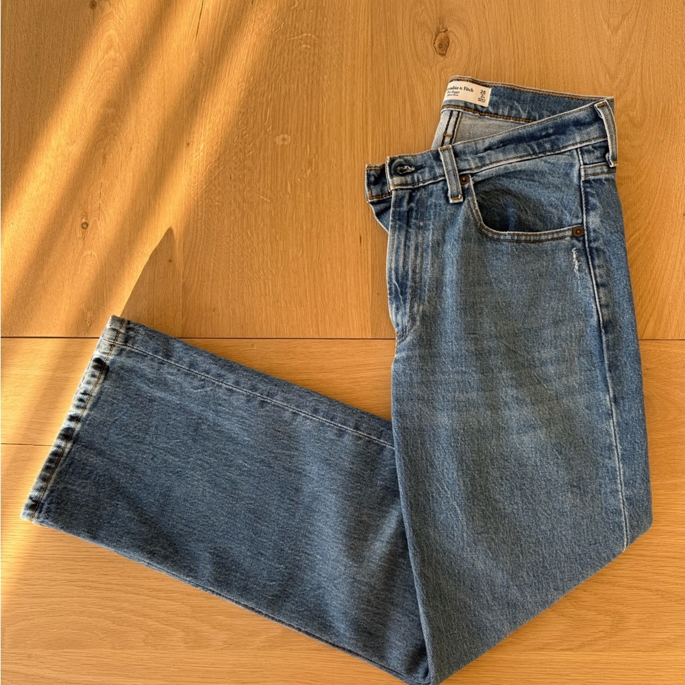 Abercrombie & Fitch Light Blue Straight Jeans size 26 short